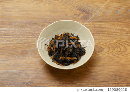 經典日本菜：燉羊棲息 129089028