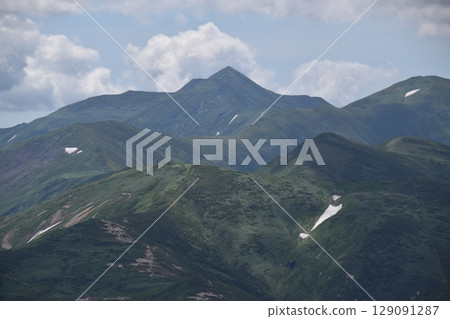 Asahi Mountain Range Itodake 129091287