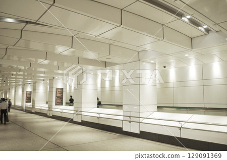 West Exit Underground Passage Connecting to Tokyo Metropolitan Government Building Shinjuku Shinjuku Station 129091369
