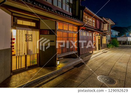 Fukui Prefecture Obama Nishigumi Teahouse District Night View 129092629