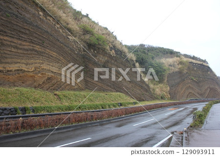 Strata - STRATUM - Strata - STRATUM - 129093911