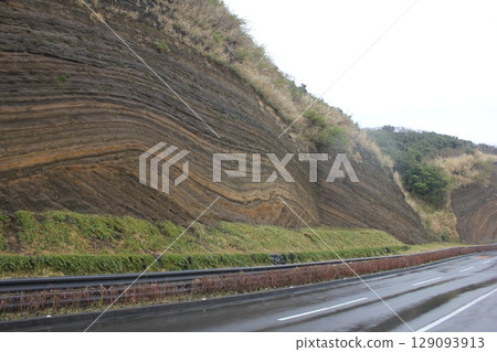 Strata - STRATUM - 129093913