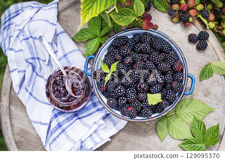 Blackberry jam 129095370