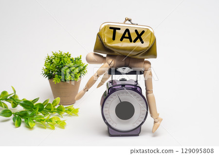 Drawing dolls crushed by heavy taxes 129095808