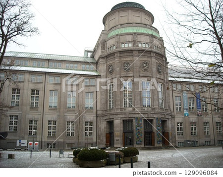 Deutsches Museum in Munich 129096084