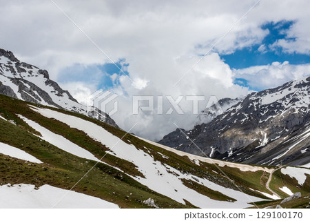 Winter landscape in Picos de Europa, Spain Winter landscape in Picos de Europa, Spain 129100170