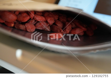 Packed goji berries Packed goji berries 129102755