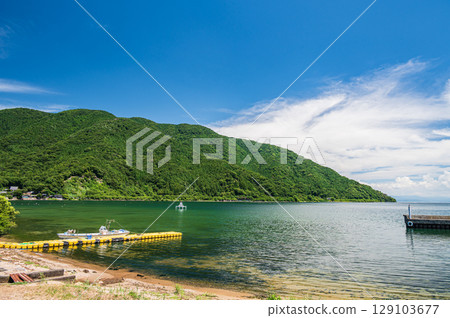 Scenery of Lake Biwa in the depths of Shiga Prefecture, Takashima City, Chiuchihama Scenery of Lake Biwa in the depths of Shiga Prefecture, Takashima City, Chiuchihama 129103677