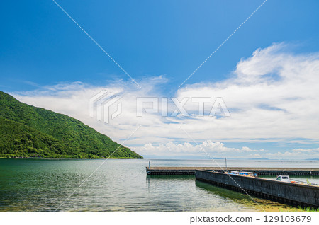 滋賀縣高島市千內濱深處的琵琶湖風景 129103679