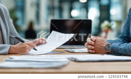 Consultation with a job change agent Consultation with a job change agent 129103746