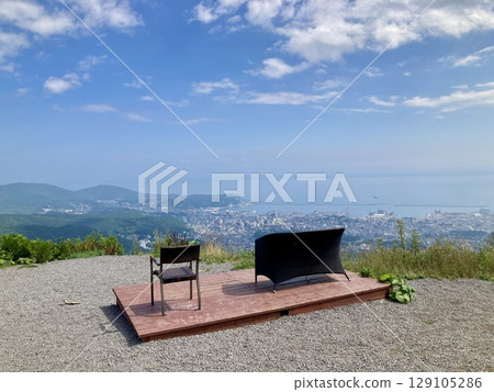 天狗山展望台的長椅，可以眺望大海 129105286