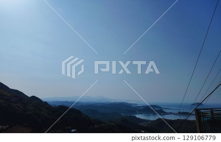 sea seen from the top of the mountain 129106779