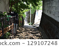 Back alleys and slopes near Nishi-Shinjuku-Go-Chome Station in Shibuya Ward 129107248