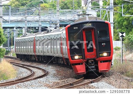[JR Kyushu] 813 series 100 series (Kagoshima Main Line: Kyushu Sandai-mae to Kashii) 129108778