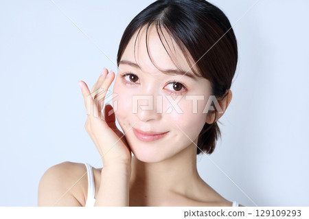 女性肖像美女形象 129109293