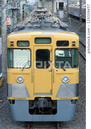 Seibu Shinjuku Line old 2000 series train before being sent to Ohmi Railway Seibu Shinjuku Line old 2000 series train before being sent to Ohmi Railway 129109457