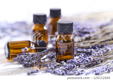 芳香油薰衣草 芳香油薰衣草 129112085