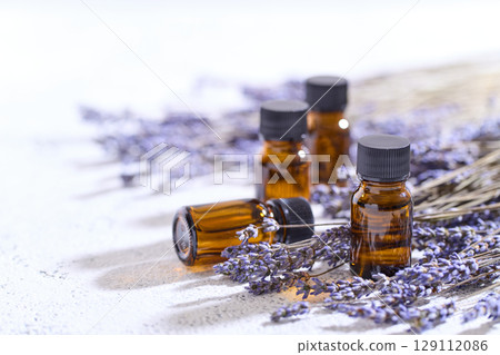 芳香油薰衣草 129112086