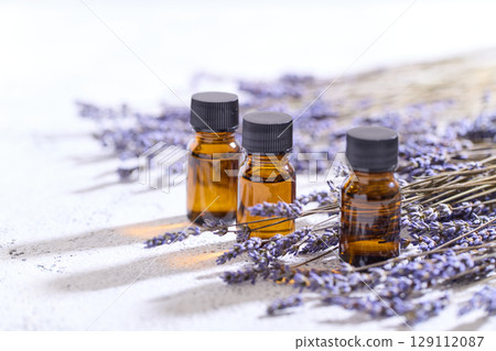 芳香油薰衣草 129112087
