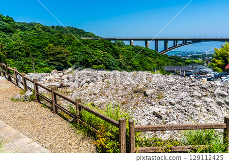 Alum Hell (Beppu City, Oita Prefecture) Alum Hell (Beppu City, Oita Prefecture) 129112425