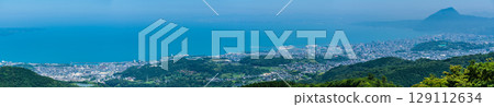 Panoramic view of Beppu City from Jumonjihara Observatory [Beppu City, Oita Prefecture] 129112634