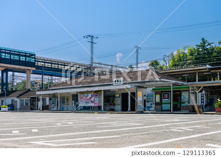 JR真鶴站、神奈川縣真鶴町車站前景色 129113365