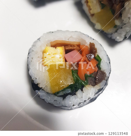 Classic Korean Gimbap Rolls with Various Fillings 129113548