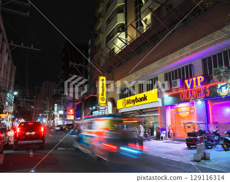 活力菲律賓－繁華的馬尼拉（馬拉特）城市景觀的夜景（2025年5月） 129116314