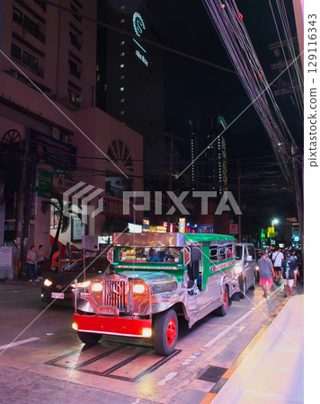 活力菲律賓-繁華的馬尼拉(馬拉特)城市景觀的夜景(2025年5月) 活力菲律賓-繁華的馬尼拉(馬拉特)城市景觀的夜景(2025年5月) 129116343