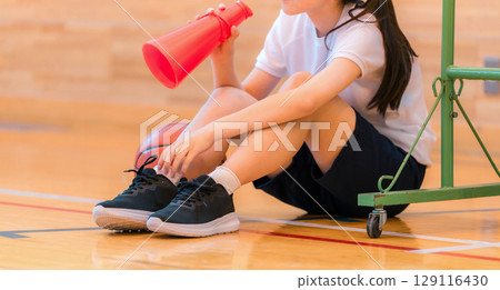 School club activities, girls cheering for the basketball club, sports festival, class match, tournament, game School club activities, girls cheering for the basketball club, sports festival, class match, tournament, game 129116430