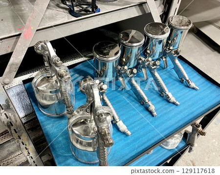 Spray guns Air spray guns for painting Spray guns Air spray guns for painting 129117618