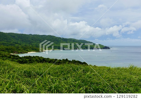 石垣島,從沖繩島岡崎眺望 石垣島,從沖繩島岡崎眺望 129119282