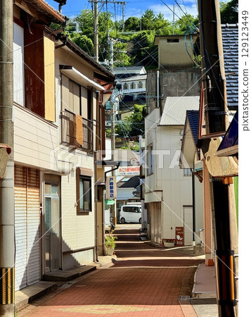 長崎縣、五島列島、中通島、奈良尾、赤穗樹和神社入口 長崎縣、五島列島、中通島、奈良尾、赤穗樹和神社入口 129123449