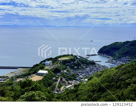 長崎縣、五島列島、中通島、奈良尾、赤穗樹和神社入口 長崎縣、五島列島、中通島、奈良尾、赤穗樹和神社入口 129123452