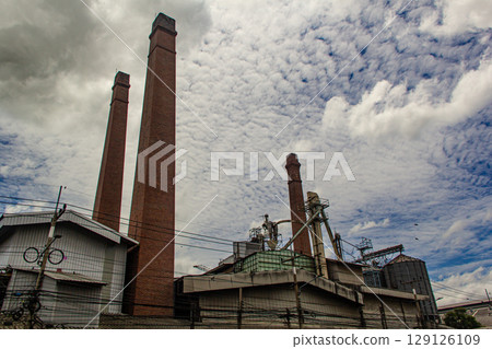 Giant chimney, bottom-up view 129126109