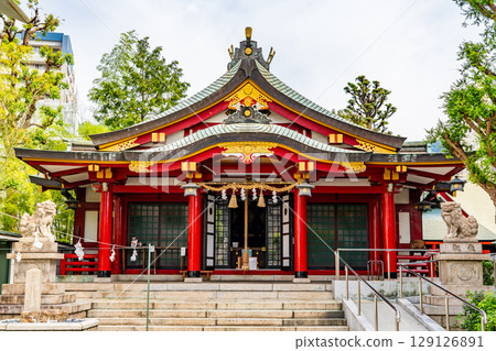 Visiting the Eight Kobe Shrines: Ninomiya Shrine (the second of the Eight Ikuta Shrines) Masakatsu-san, worship hall, Ninomiya-cho, Chuo-ku, Kobe Visiting the Eight Kobe Shrines: Ninomiya Shrine (the second of the Eight Ikuta Shrines) Masakatsu-san, worship hall, Ninomiya-cho, Chuo-ku, Kobe 129126891