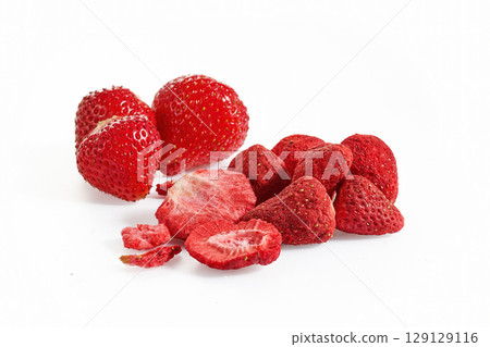 A vibrant image of fresh and freeze-dried strawberries. 129129116
