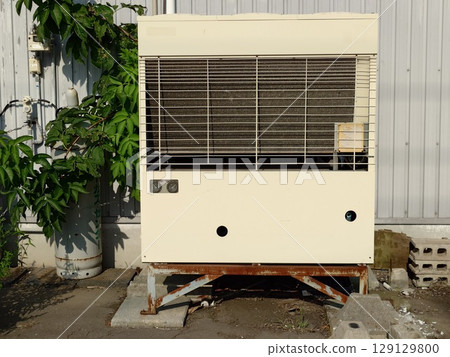 Air-cooled outdoor refrigerator (front) 129129800