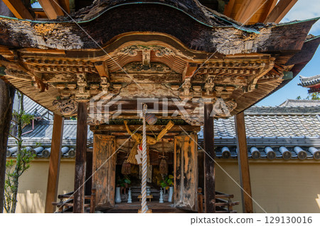 當摩寺,奈良縣的一座古老寺廟 當摩寺,奈良縣的一座古老寺廟 129130016