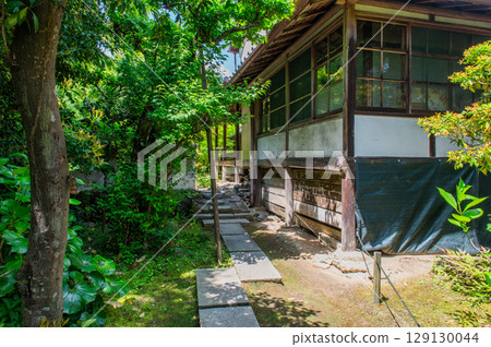 Taima-dera Temple, an ancient temple in Nara Prefecture Taima-dera Temple, an ancient temple in Nara Prefecture 129130044