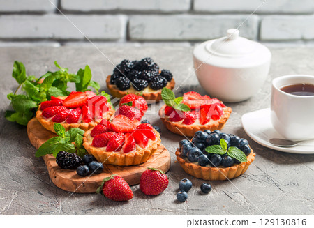 Fresh homemade berrie tarts 129130816