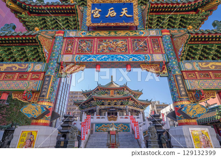 橫濱中華街橫濱媽祖寺（天鳳寺）華麗的大門 129132399