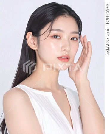 一位美麗的女子轉身 129136579