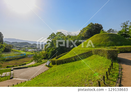 飛鳥時代壁畫古墓 - 飛鳥村高松塚古墓 飛鳥時代壁畫古墓 - 飛鳥村高松塚古墓 129138683