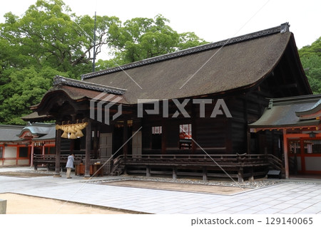 Oyamazumi Shrine: Worship hall (Omishima-cho, Imabari City, Ehime Prefecture) 129140065