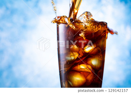 Pour iced coffee Pour iced coffee 129142157