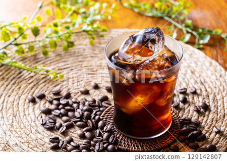 Iced coffee at the drink bar Iced coffee at the drink bar 129142807