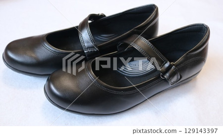 女士黑色正裝鞋 女士黑色正裝鞋 129143397