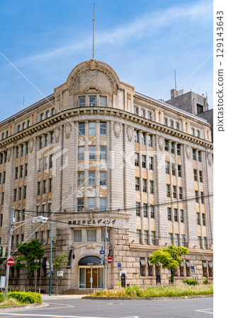 Kobe Mitsui O.S.K. Lines Building (American Renaissance style building) in the former Kobe Foreign Settlement: Modern architecture from the Taisho period Kobe Mitsui O.S.K. Lines Building (American Renaissance style building) in the former Kobe Foreign Settlement: Modern architecture from the Taisho period 129143643