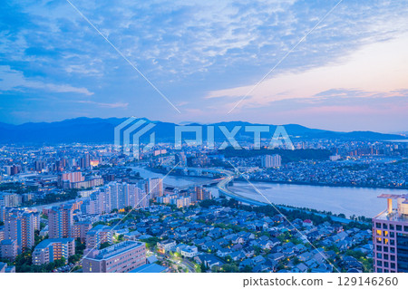 [Fukuoka Prefecture] Evening view of Fukuoka City from Fukuoka Tower 129146260